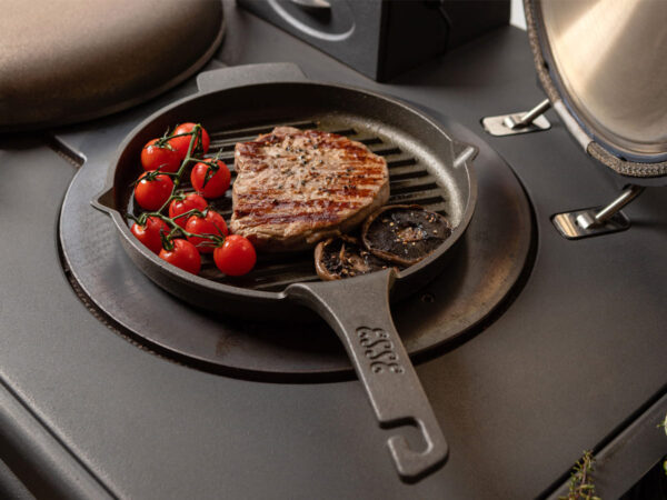 esse ironheart hotplate steak in griddle pan